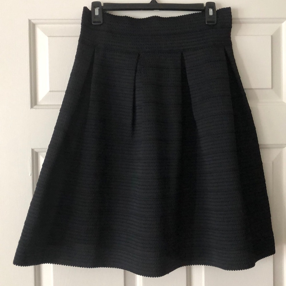 New York & Company Stretch Skirt